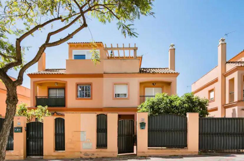 3 La Casa De Marilo Lägenhet Tomares Exteriör bild