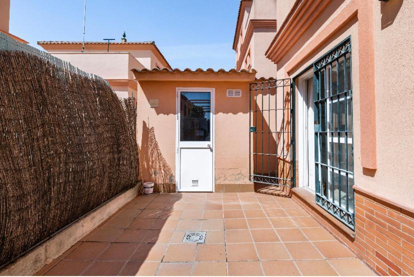 3 La Casa De Marilo Lägenhet Tomares Exteriör bild